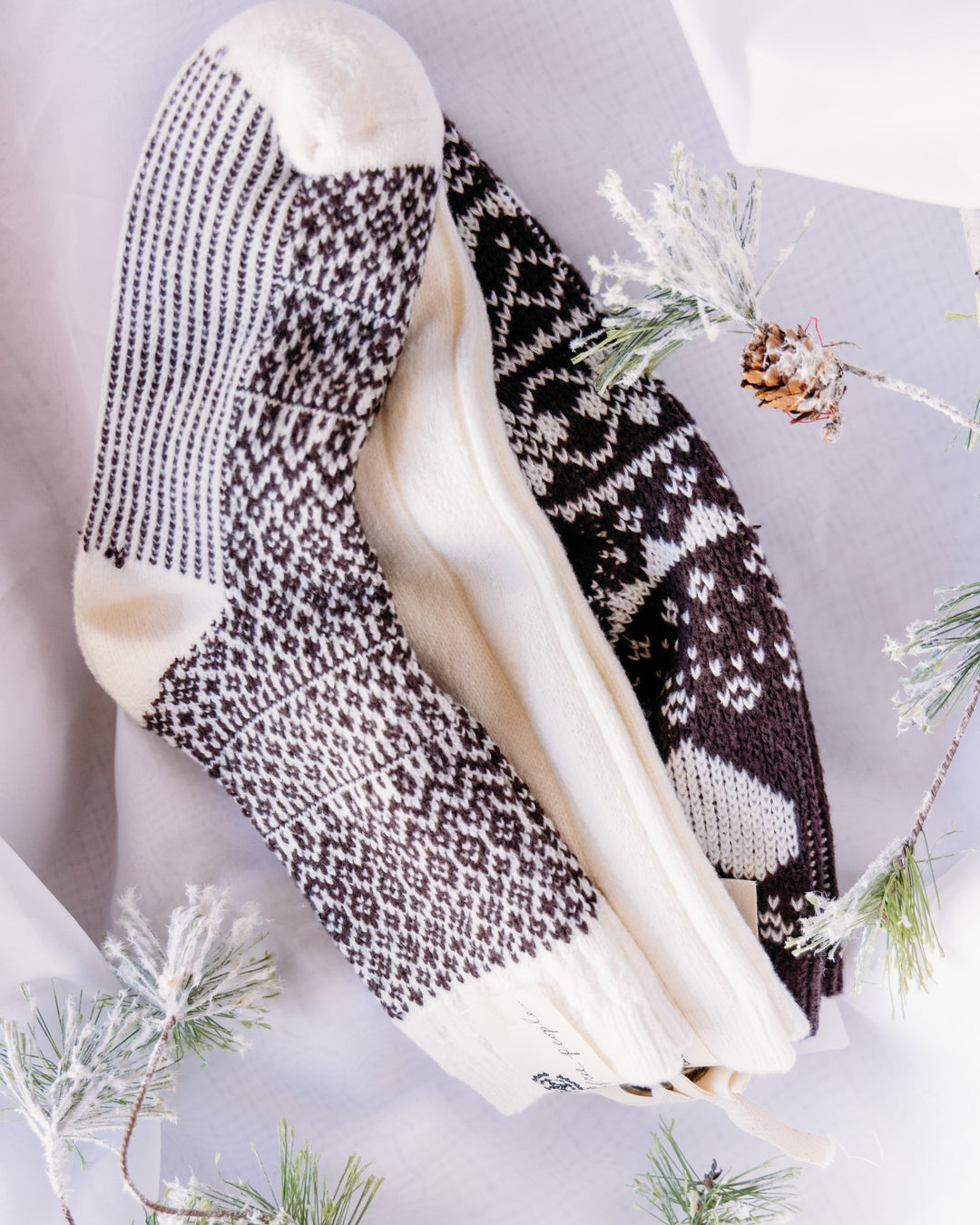 Free People: NORDIC KNIT SOCK PACK in Brown Pattern (FP-FPF25-06-2005)