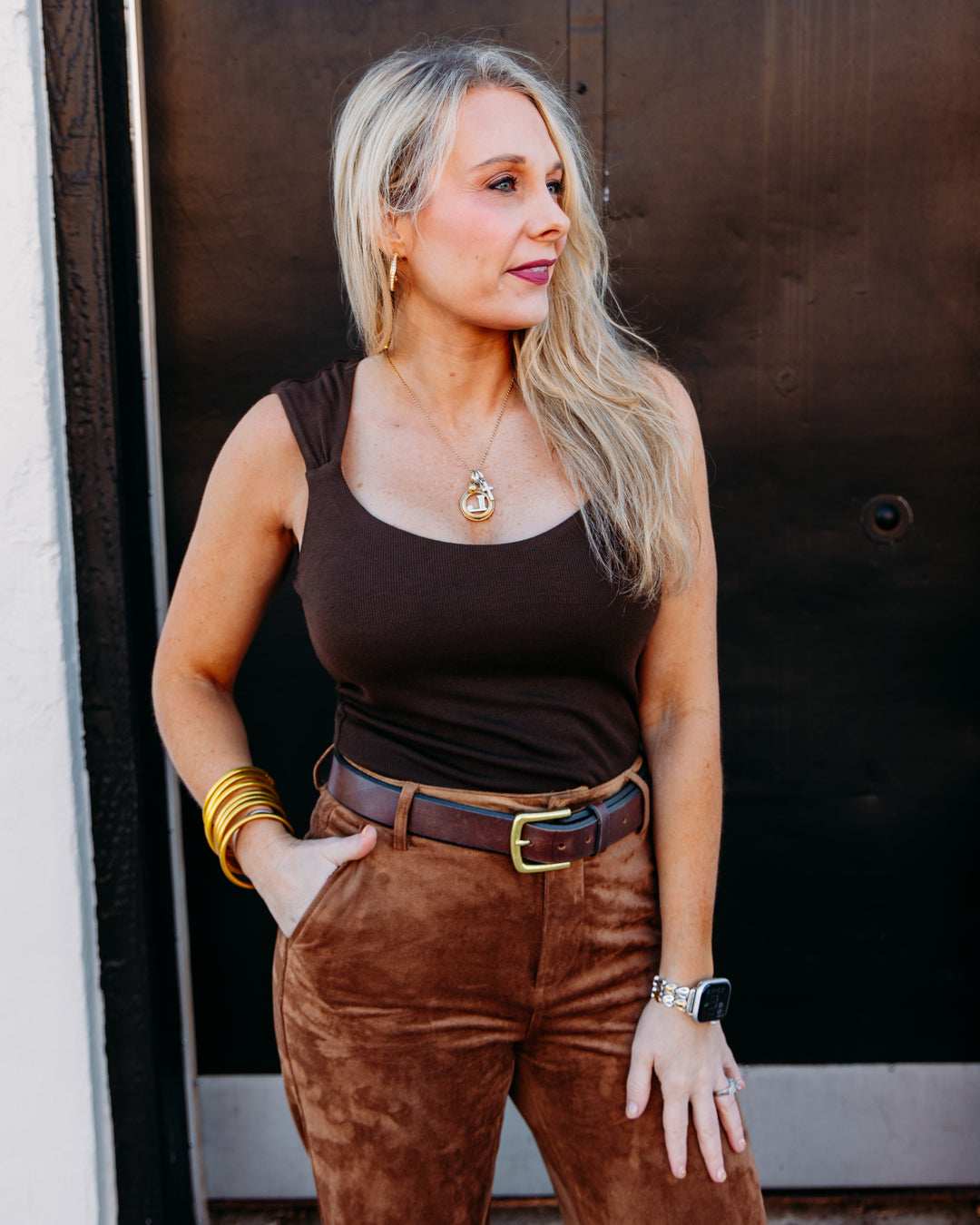 Liverpool: Sleeveless Built In Bra Knit Top in Dark Espresso (LM8J65K40)