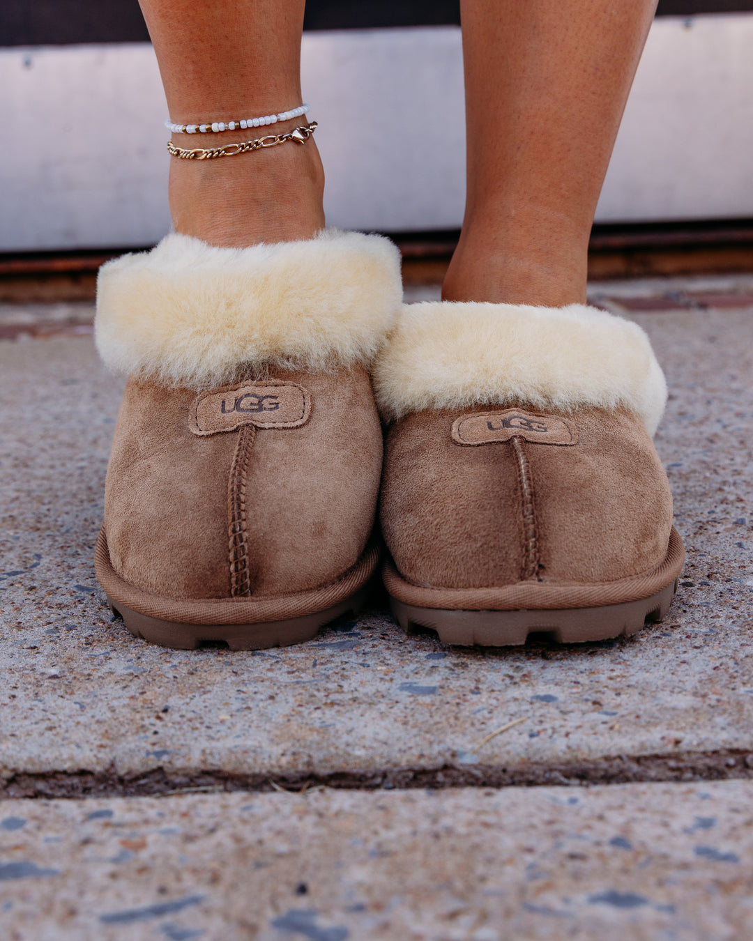 UGG: Coquette Slipper in Chestnut