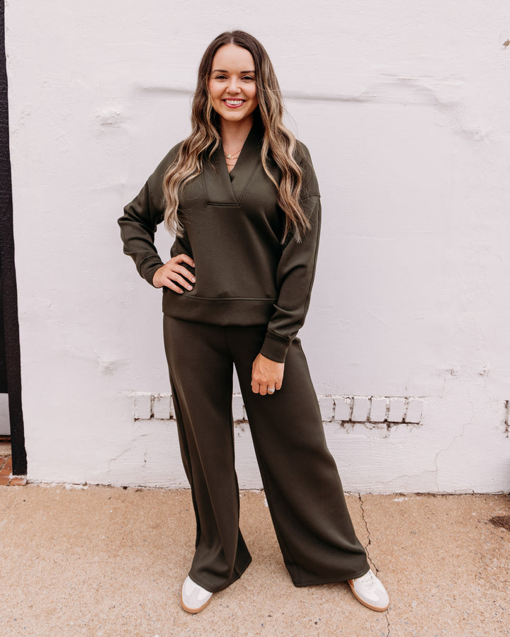 Spanx: Airessentials V-Neck Long Sleeve Top in Monstera (22669R)