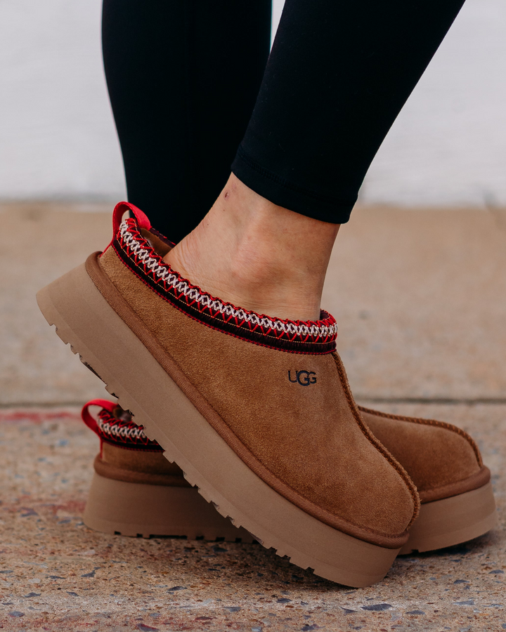 UGG: Tazz Platform in Chestnut (1174471)