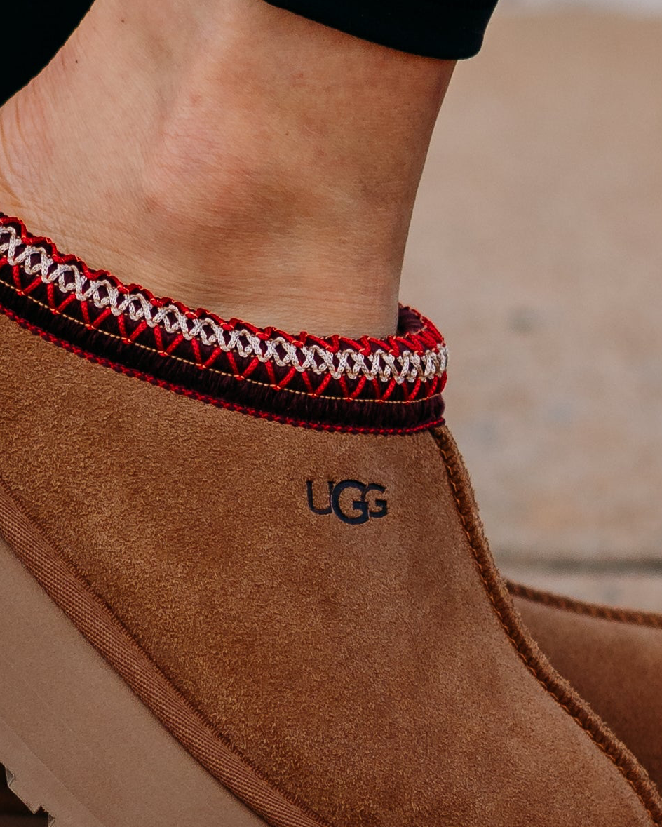 UGG: Tazz Platform in Chestnut (1174471)
