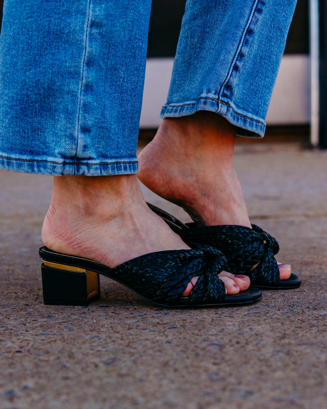 Vince Camuto: Atemly in Black - The Vogue Boutique