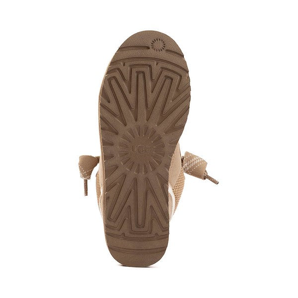 UGG: W Lowmel in Sand