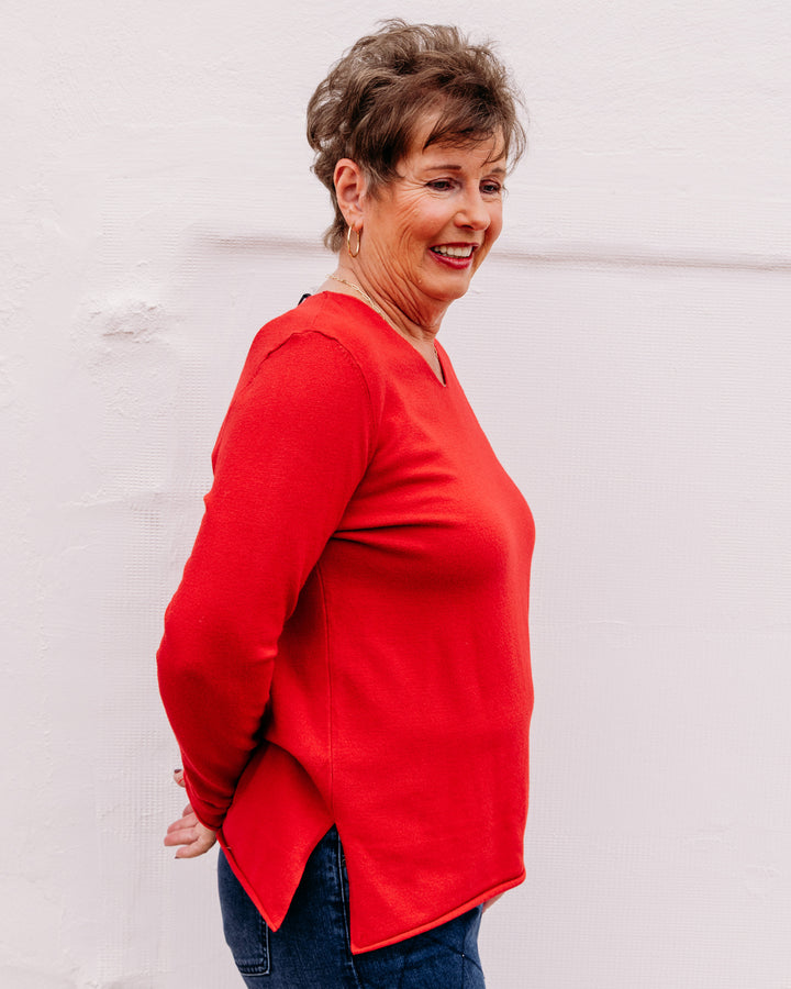 Charlie B: Long Sleeve V Neck Sweater in Équestre (C2279RPR)