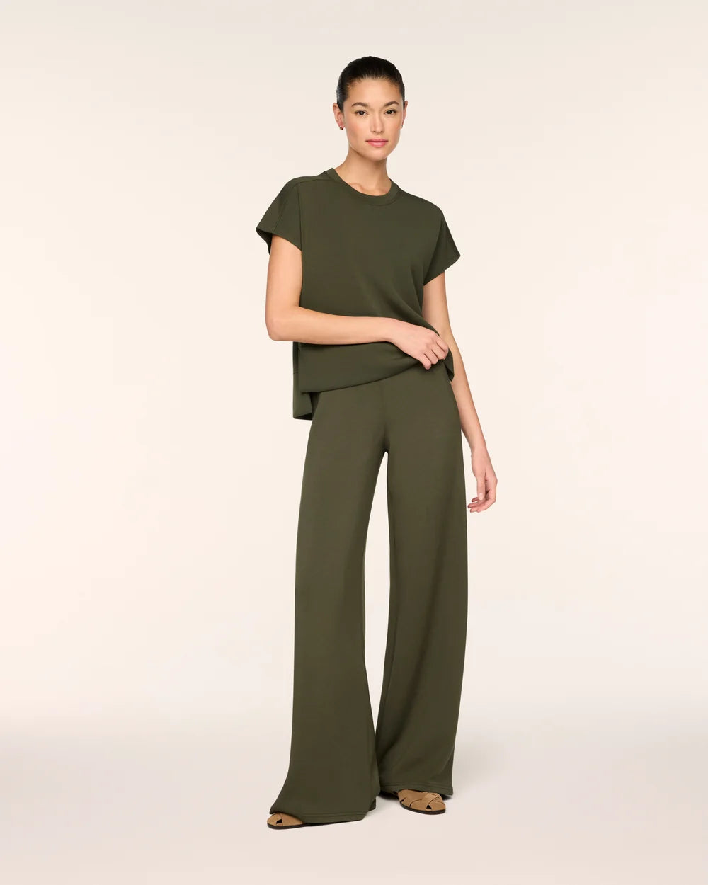 Spanx: Airessentials Crewneck Tee in Monstera (22796R)