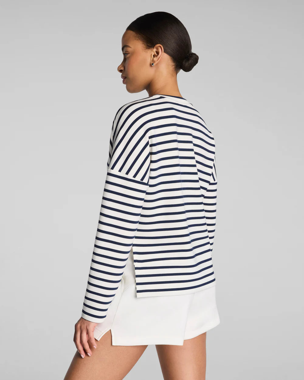 SPANX AIRESSENTIALS® CREWNECK LONG SLEEVE TOP IN YACHT STRIPED NAVY (228O7R)