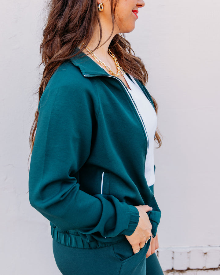 Varley: Magda Zip Through Sweat in Ponderosa Pine (VAR03562)