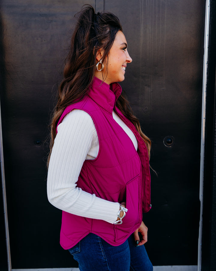 Tribal: Packable Puffer Vest in Mulberry