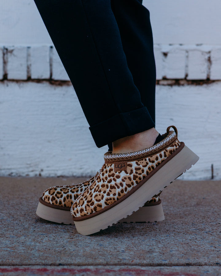 Ugg: Tazz Plains in Felicity Leopard Jasmine (1177890) - The Vogue Boutique