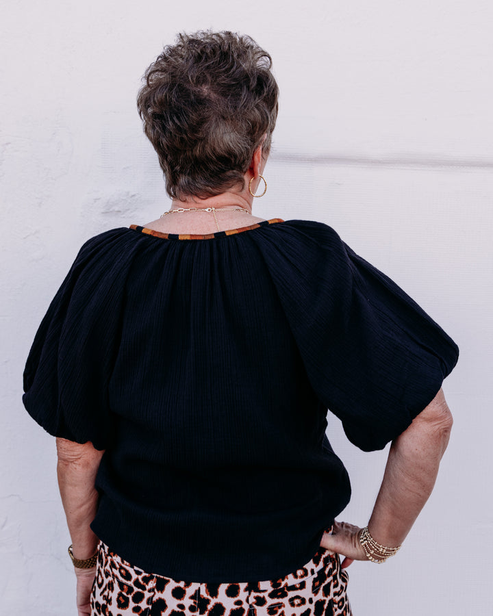 Ivy Jane: Black Solid Top in Black (621614)