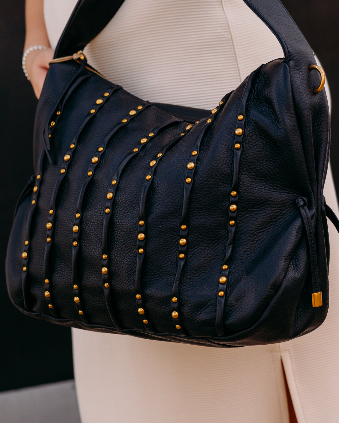 Hobo: Kori Hobo in Black (NV-22904BLK) - The Vogue Boutique