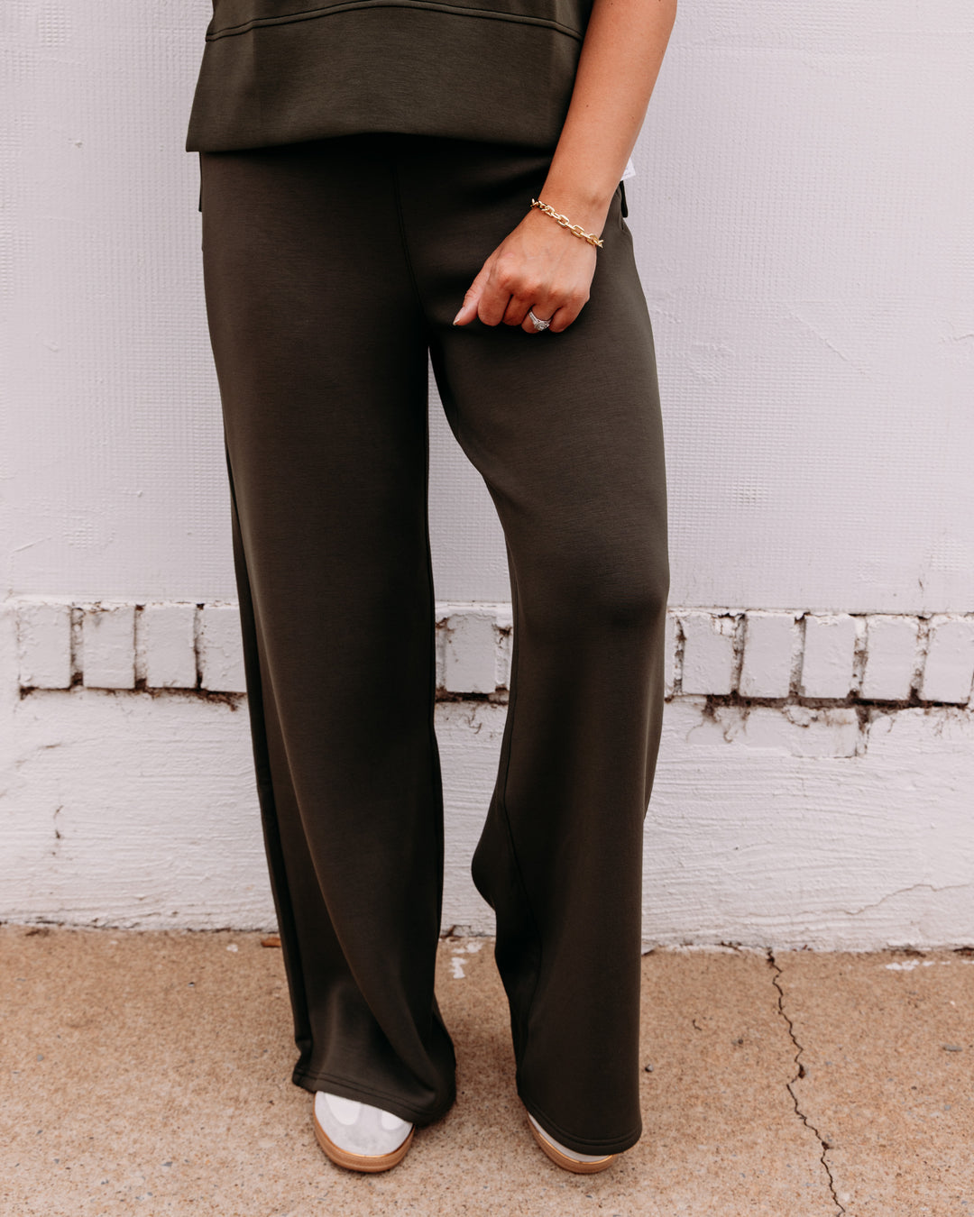 Spanx: Airessentials Wide Leg Pant in Monstera (50239R)