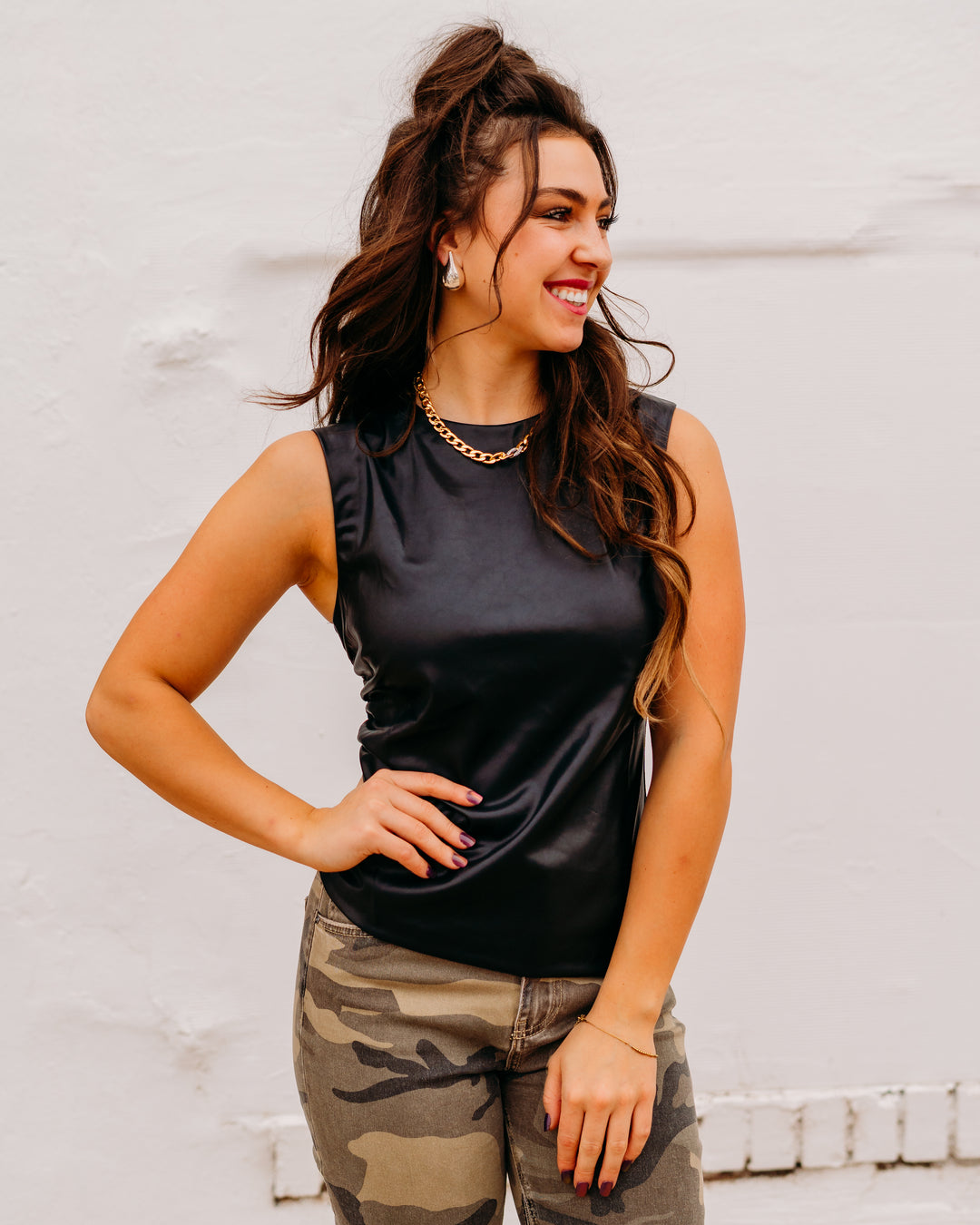 Another Love: Shaunee Top in Black - The Vogue Boutique