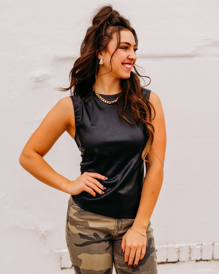 Another Love: Shaunee Top in Black - The Vogue Boutique