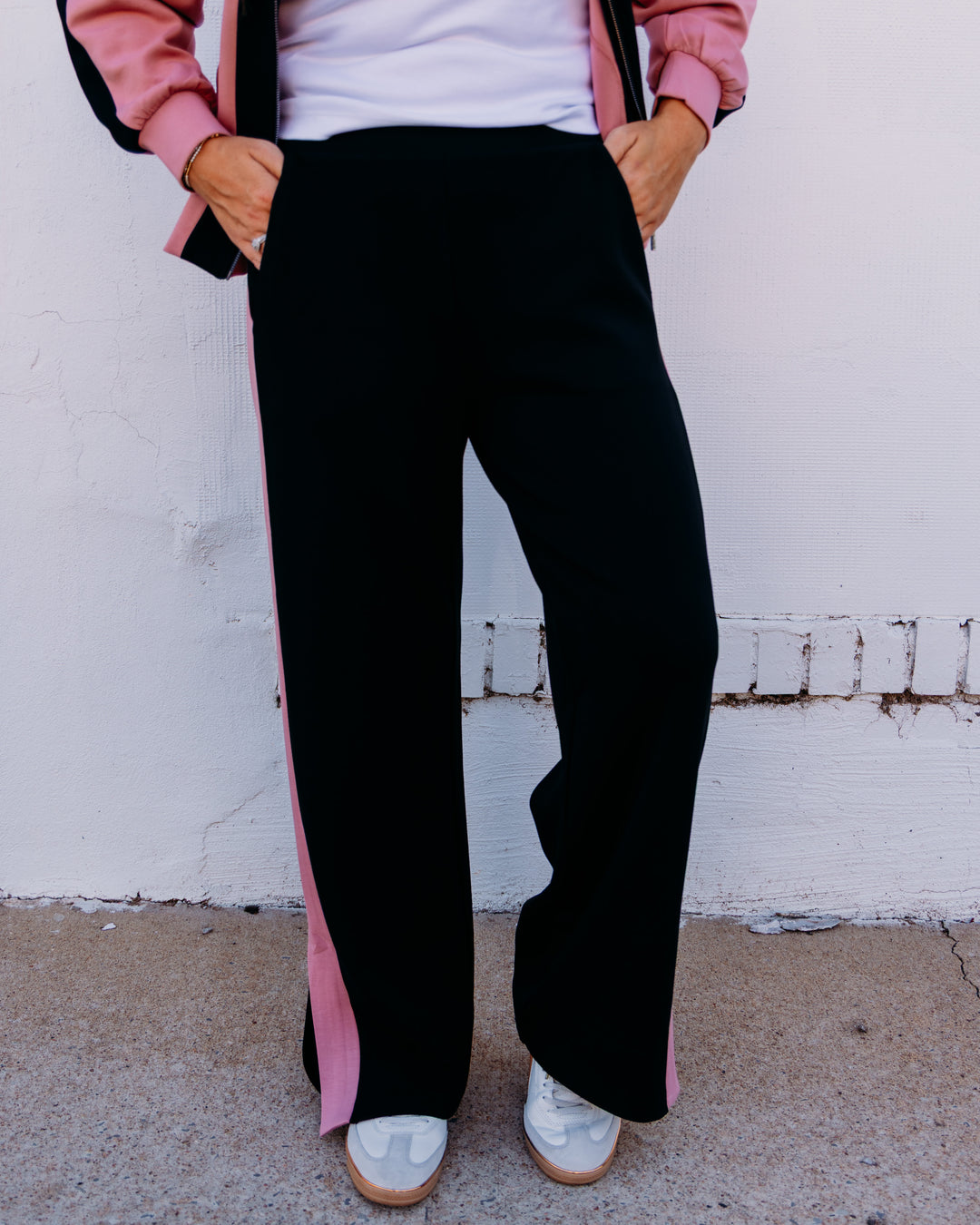 Joseph Ribkoff: Contrast Side‑Stripe Wide‑Leg Pants in Black/Vintage Rose (263622)