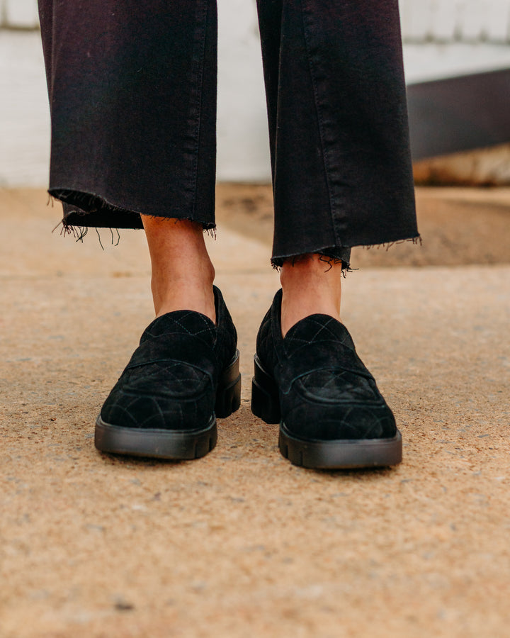 Vaneli: Narda Black Suede Shoe - The Vogue Boutique