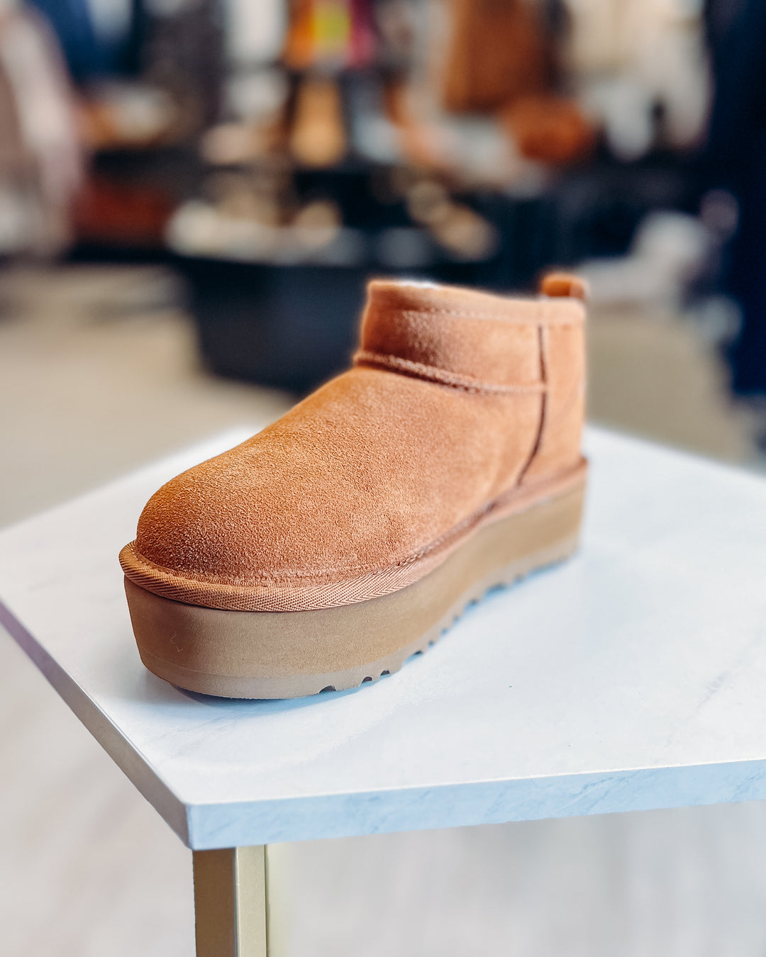 UGG: Kids Classic Ultra Mini Platform in Chestnut - The Vogue Boutique