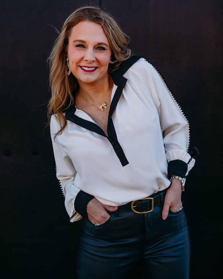 Karen Kane: Colorbock Edge Stitch Top in Cream/Black (4L35102) - The Vogue Boutique