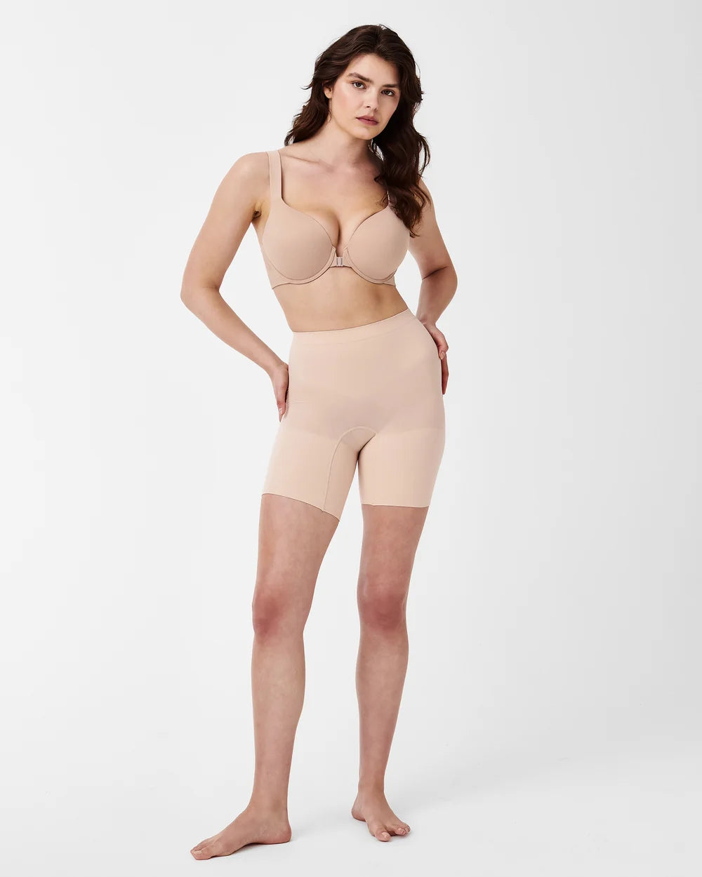 Spanx: Spanxculpt Seamless Power Mid-Thigh Short in Oat (10397R)