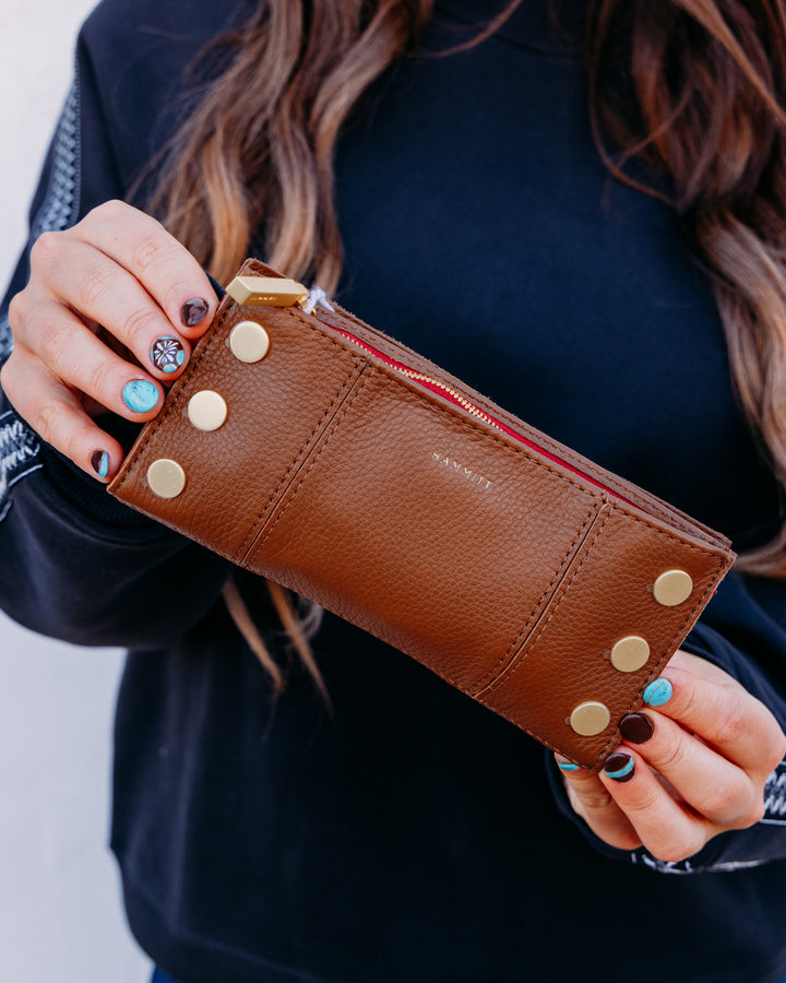 Hammitt: 110 North – Mahogany Pebble/Brushed Gold Red Zip