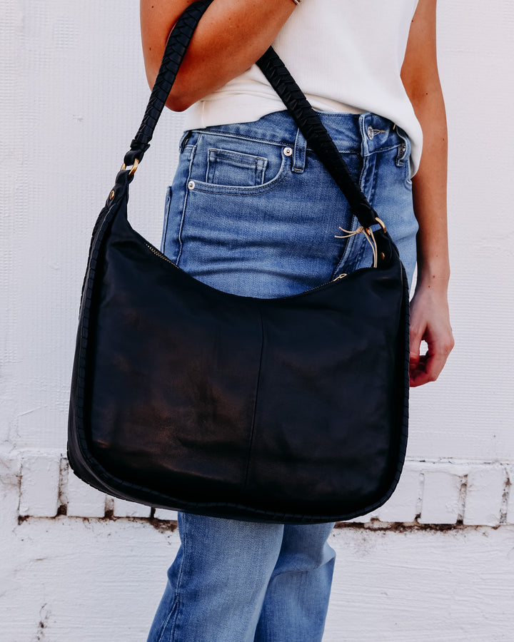 Hobo: Mia Large Hobo in Black