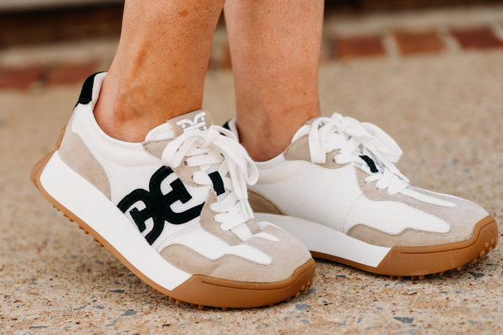 Sam Edelman: Langley Lace Up Sneaker in White/Tan/Black - The Vogue Boutique