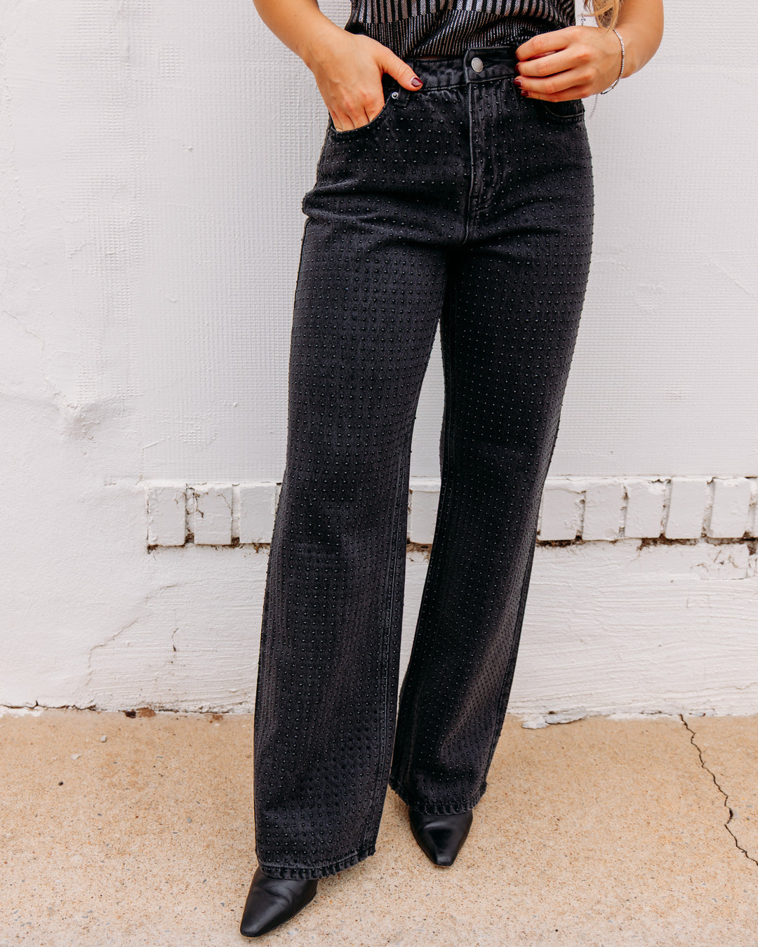 Velvet Heart: Nakita in Black Cosmos Rhinestones Jeans (DEB2-19745)