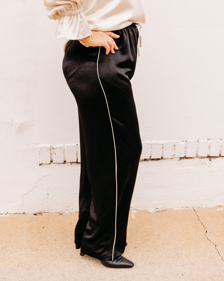 Velvet Heart: Doris Pant in Black (VFD-10211)