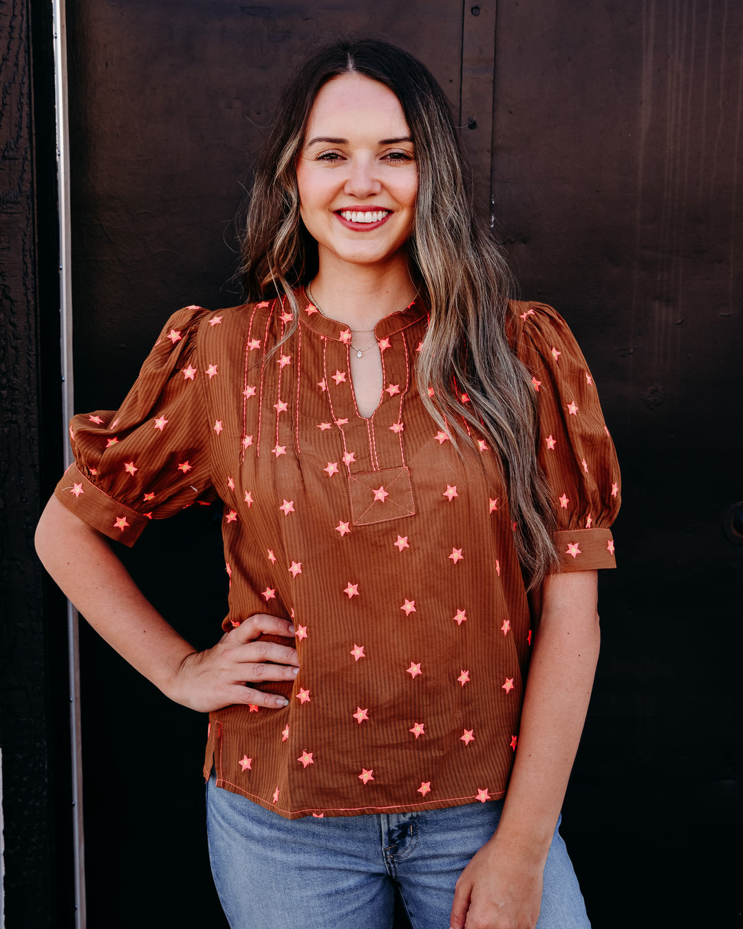 Ivy Jane: Brown and Pink Flower Top in Rust (621606)