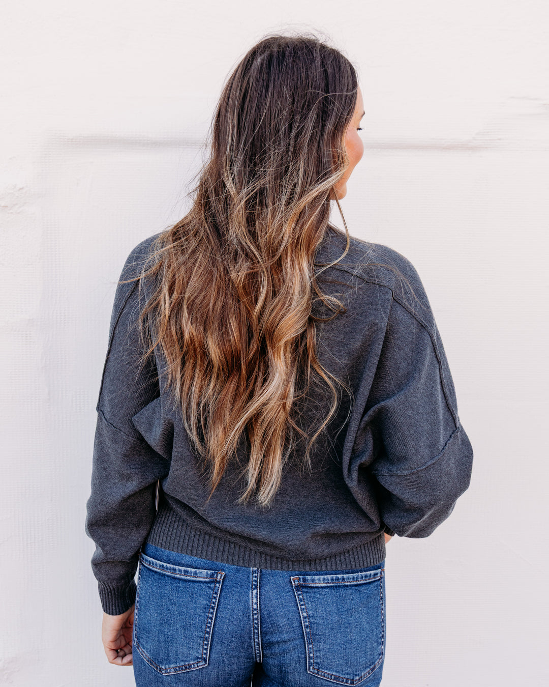 Free People: ALMA PULLOVER in Charcoal Heather (OB2578200)