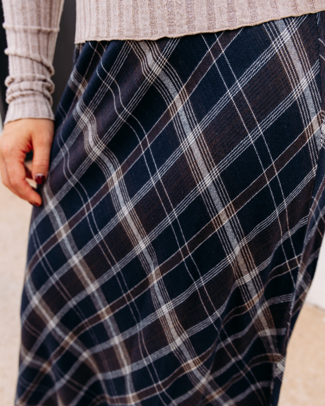 Z Supply: Crestview Plaid Maxi Skirt in Eclipse (ZK264201S)