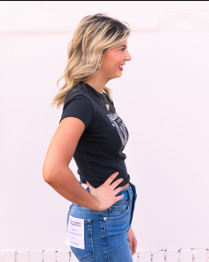 Billabong: Suns Up Now Tee in Off Black (BL000864W)