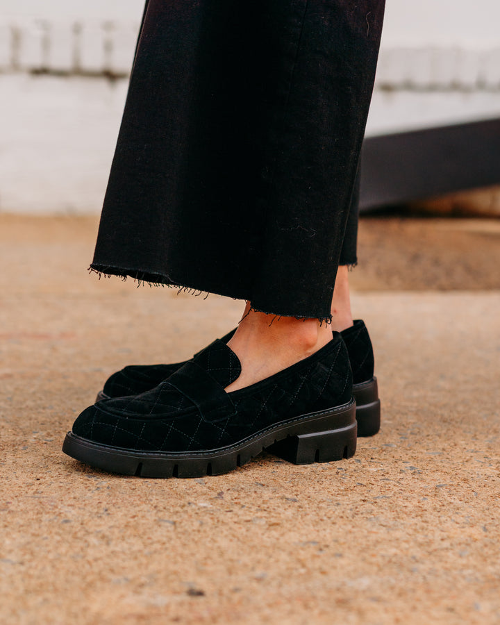 Vaneli: Narda Black Suede Shoe - The Vogue Boutique