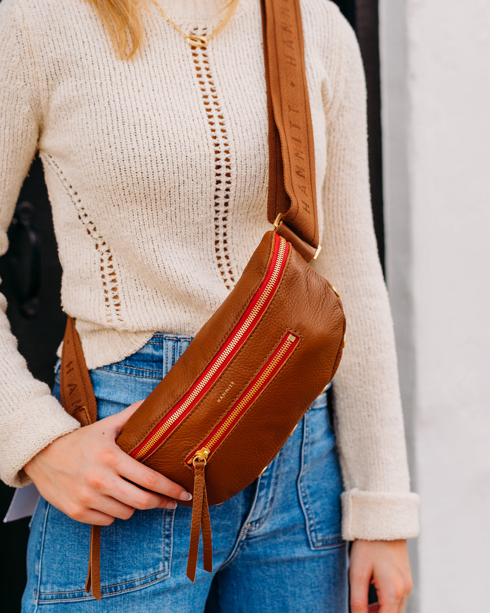 Hammitt: Charles Crossbody in Med in Mahogany Pebble - The Vogue Boutique
