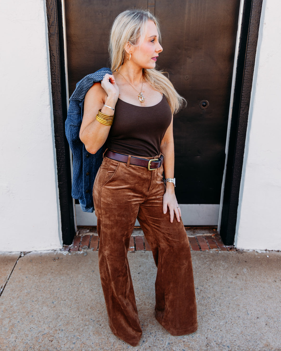 Liverpool: Sleeveless Built In Bra Knit Top in Dark Espresso (LM8J65K40)