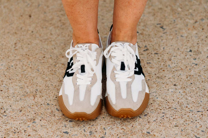 Sam Edelman: Langley Lace Up Sneaker in White/Tan/Black - The Vogue Boutique