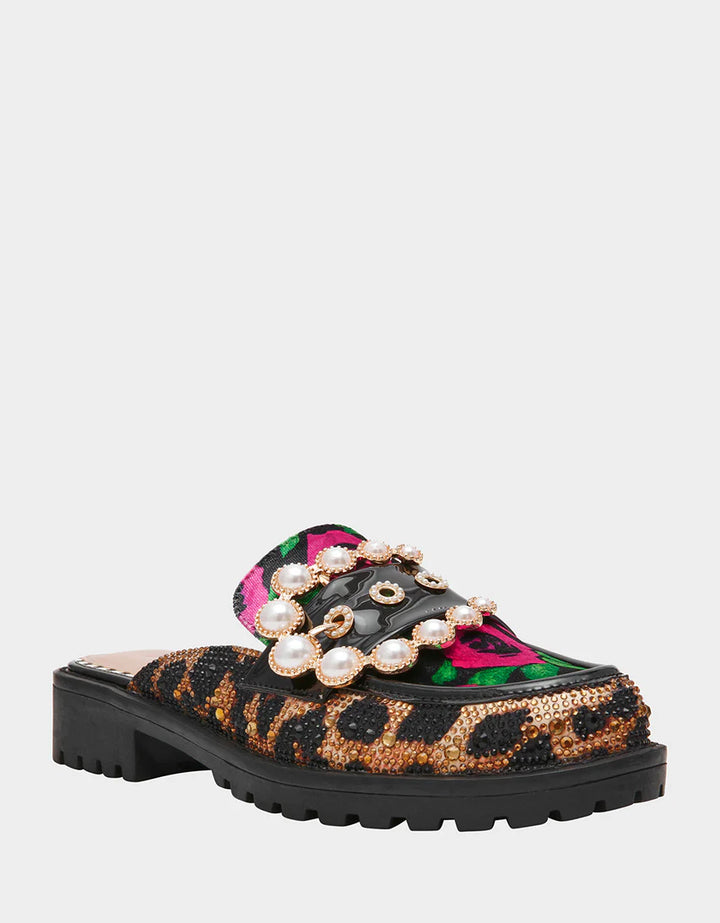 Betsey Johnson: Barton in pink and green multi (BART01S5PG8100)