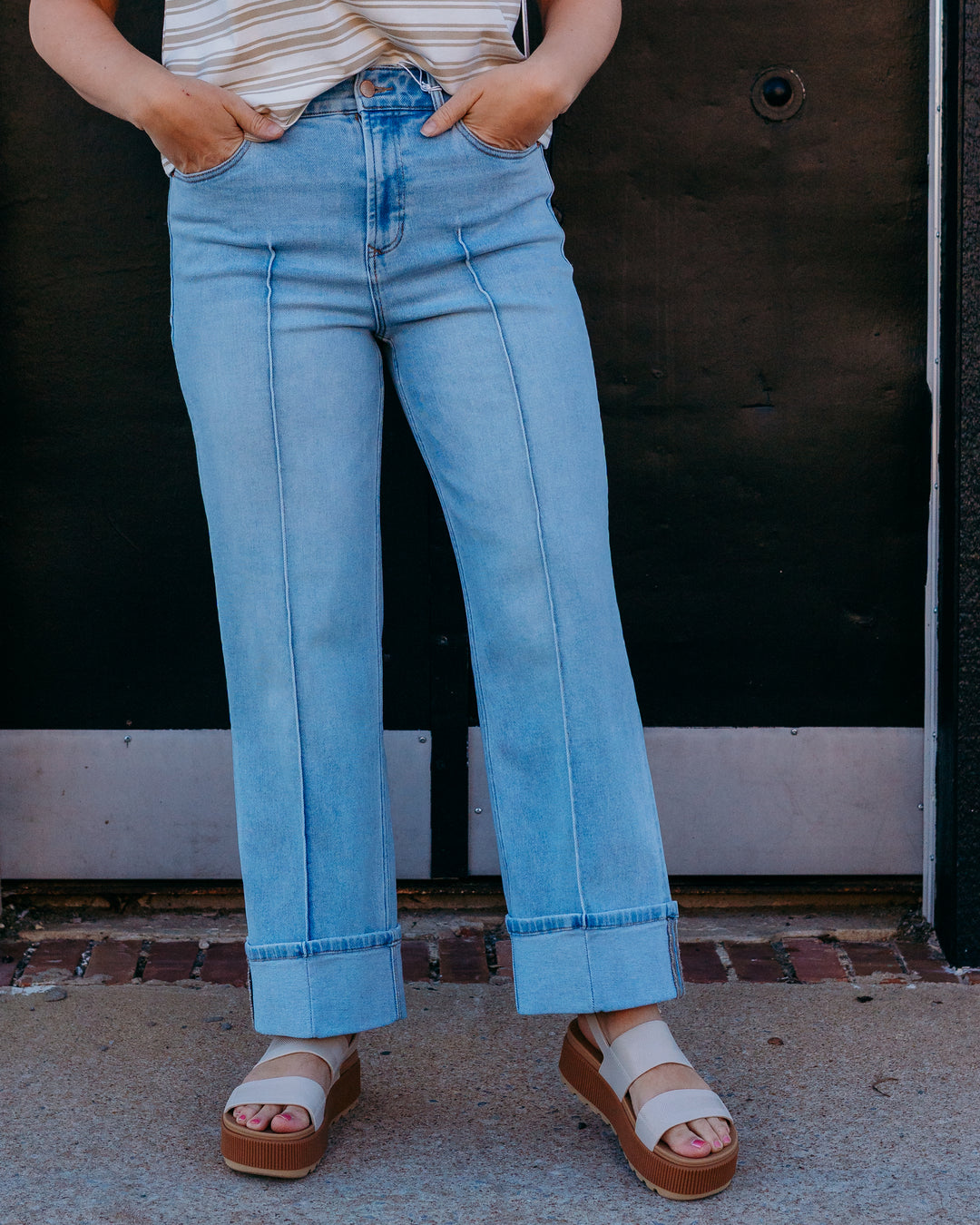Dear John: Holly Straight Leg Jeans in Prescott - The Vogue Boutique