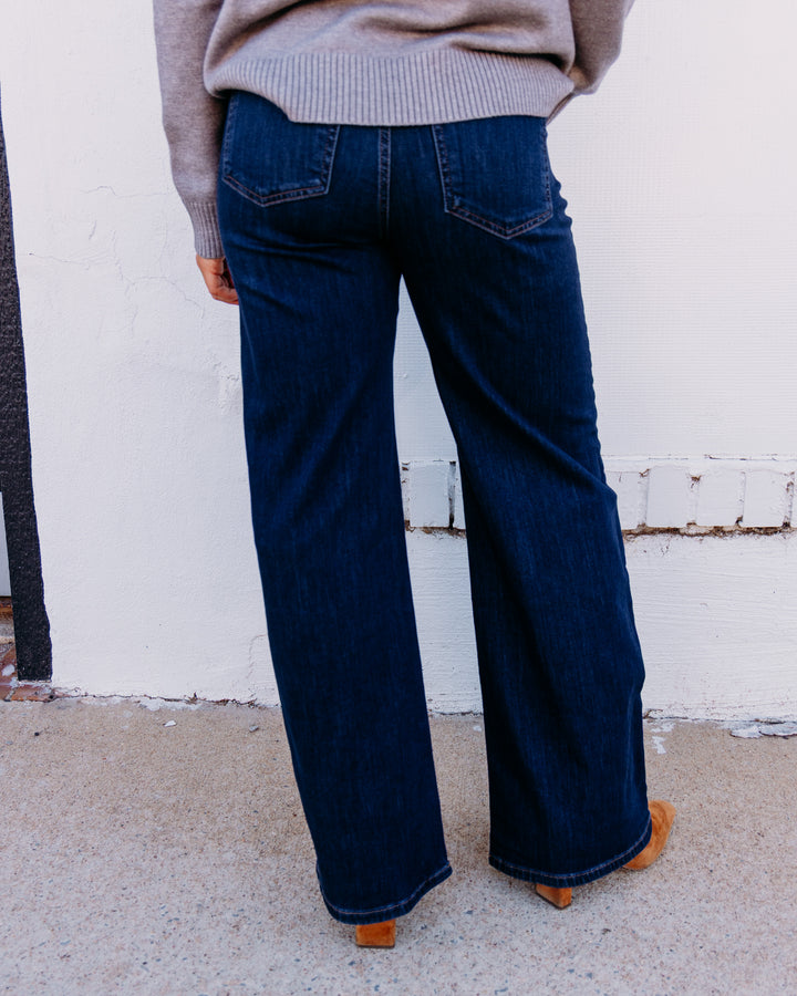 Kut: Maya High Rise Wide Legs in Angelically (KP2590MA1)