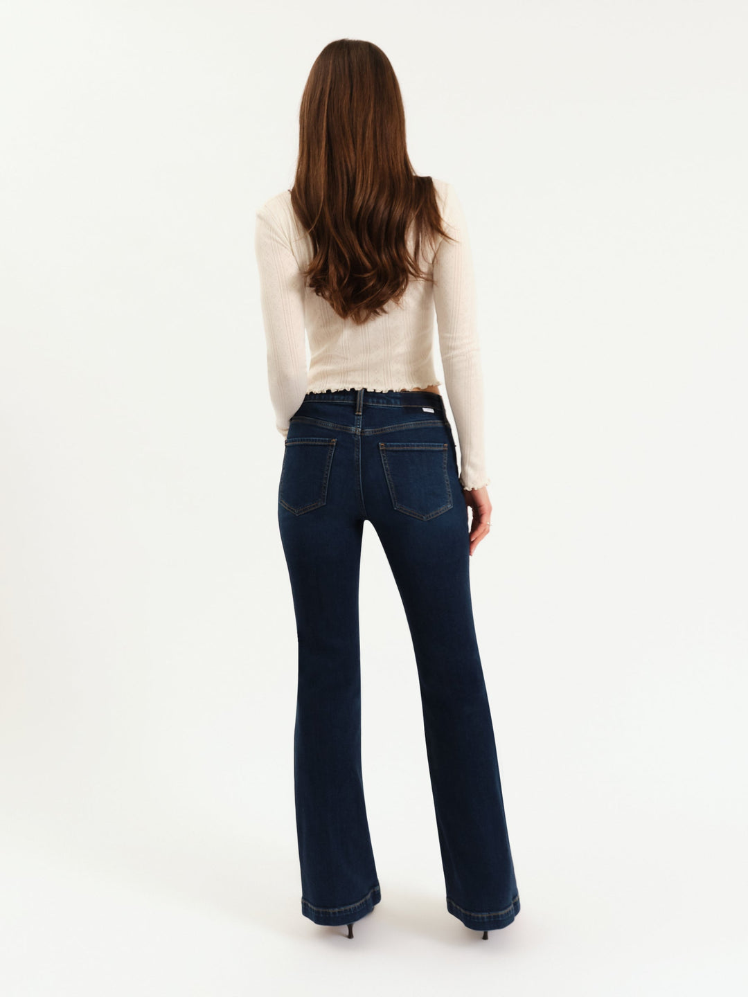 Daze: The Heartbreaker Mid Rise Flare in Dusk (D00017260-SO)