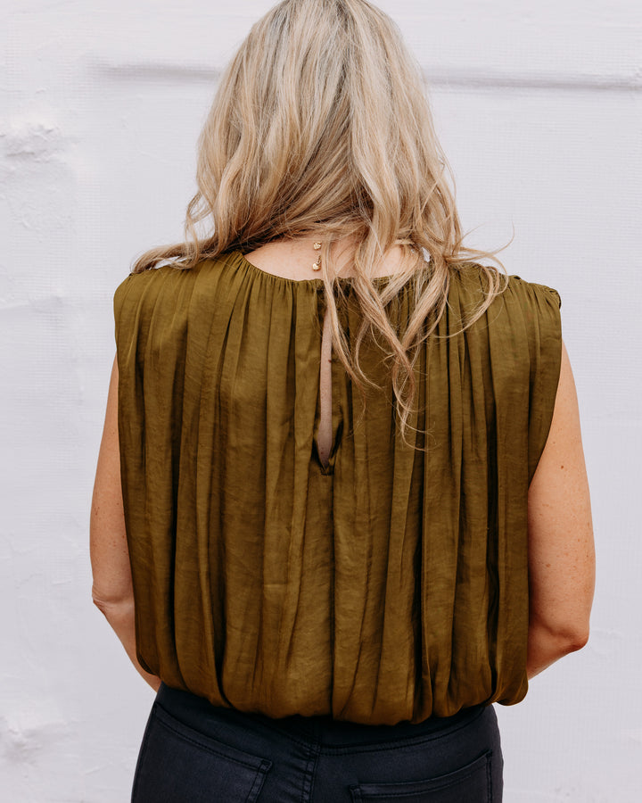 Steve Madden: Milana Top in Fir Green (BP304712)