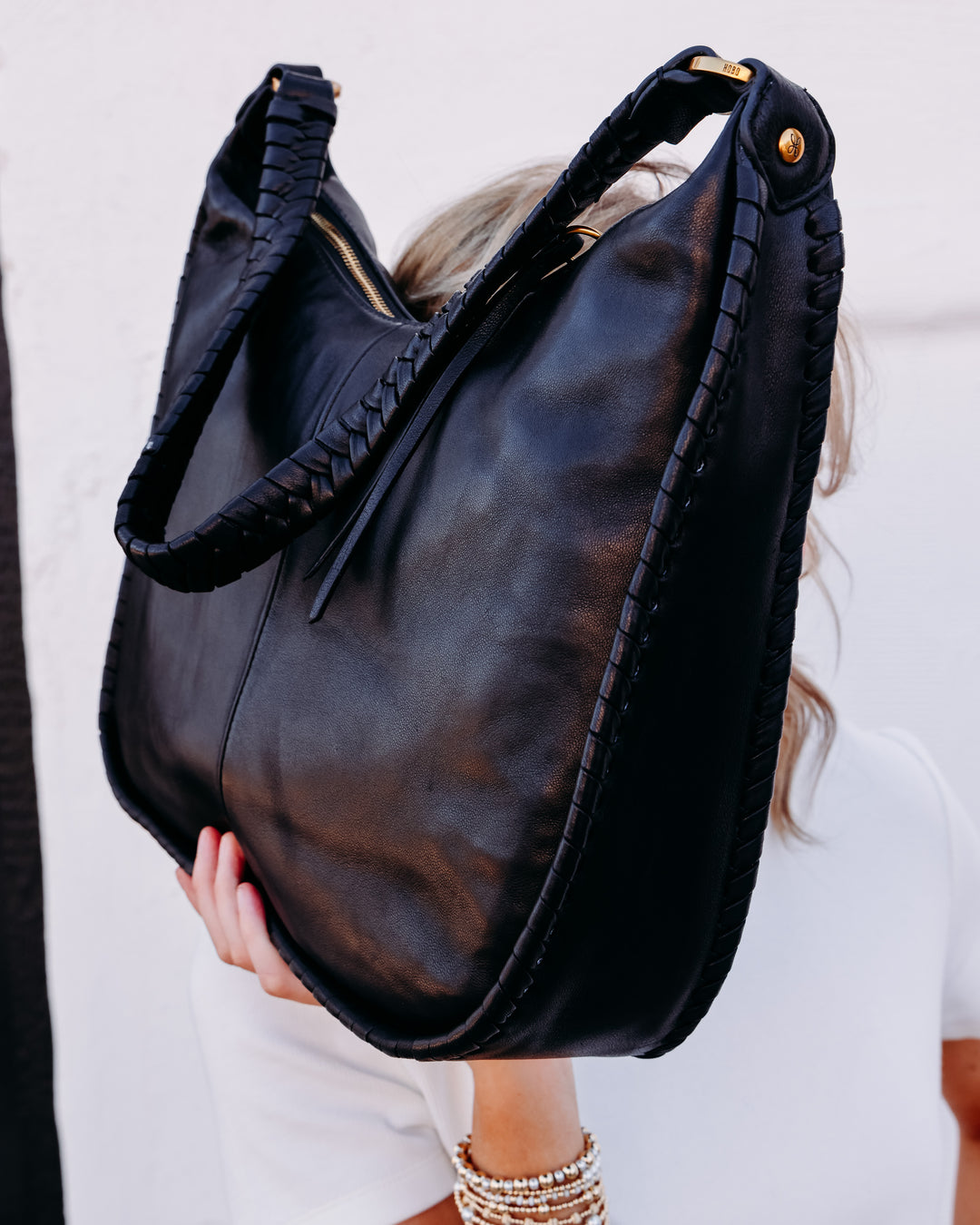 Hobo: Mia Large Hobo in Black