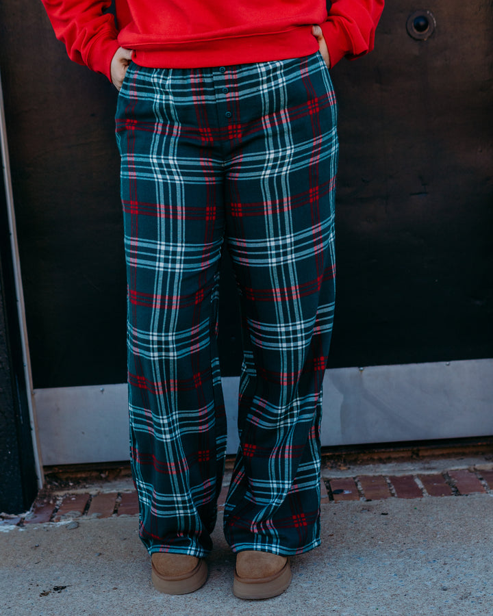 Z Supply: Hangout Plaid Pant in Mistletoe - The Vogue Boutique