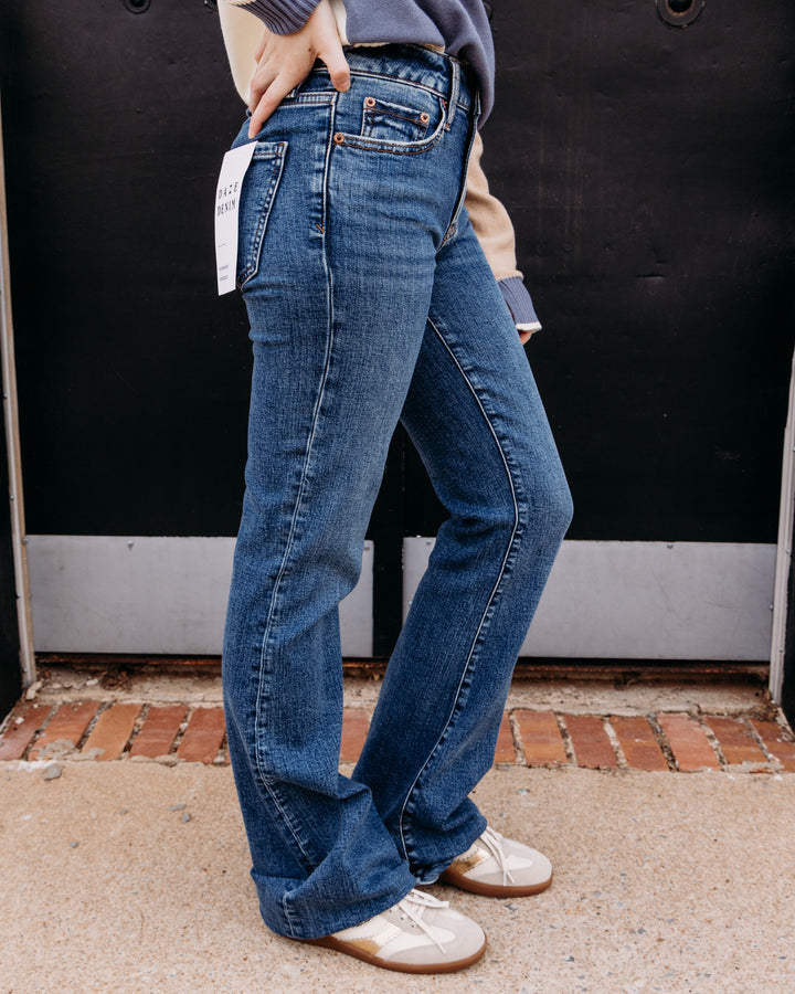 Daze: The Heartbreaker Mid Rise Flare in Dusk (D00017260-SO)