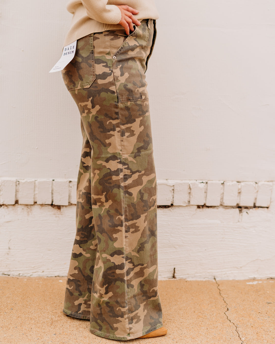 Daze: Far Out Patchpocket High Rise Wide Leg in Hideaway - The Vogue Boutique