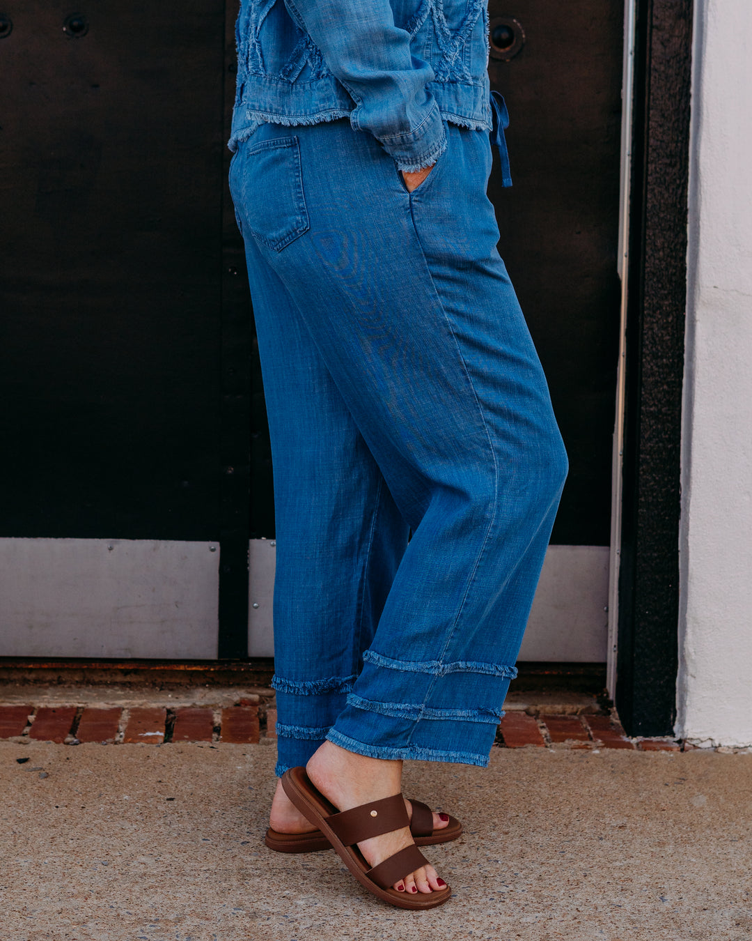 Multiples: Drawstring Elastic Waist 4-Pkt Crop Pant W/Fringe Strip Trim in Mdindg (M26202PM)