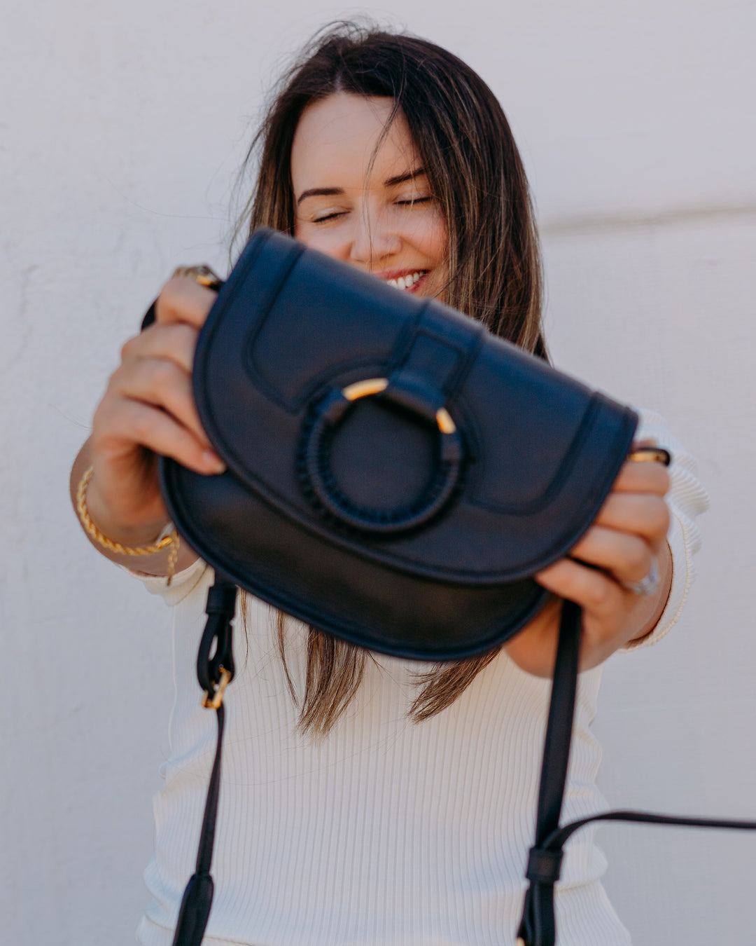 Hobo: Kiva Small Crossbody in Black - The Vogue Boutique