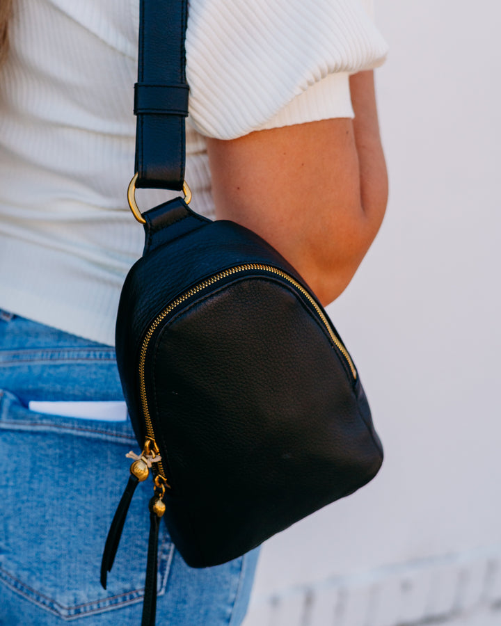 Hobo: Fern Sling in Black - The Vogue Boutique