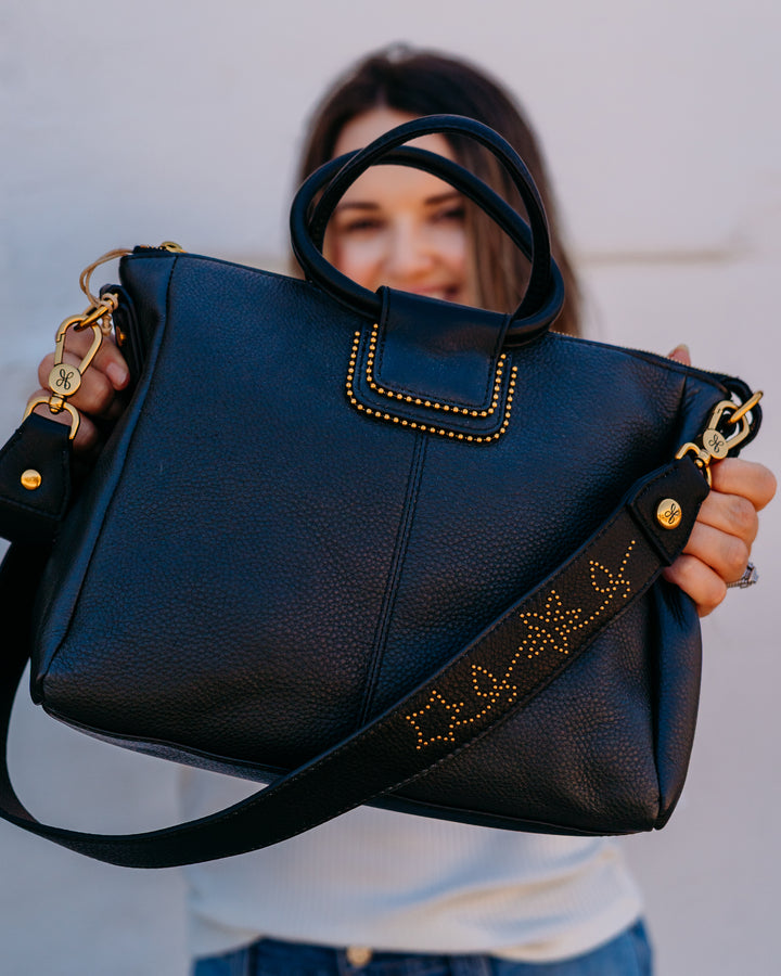 Hobo: Shelia Medium Satchel (22912BLK) - The Vogue Boutique